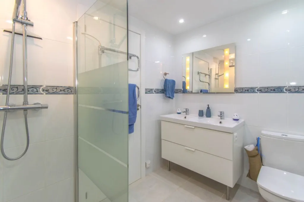 02175d01-f780-4a8d-b7ea-9099296db0bb