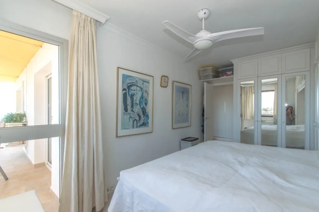 08e1c3c9-a982-43d8-892c-c3e59e22d601