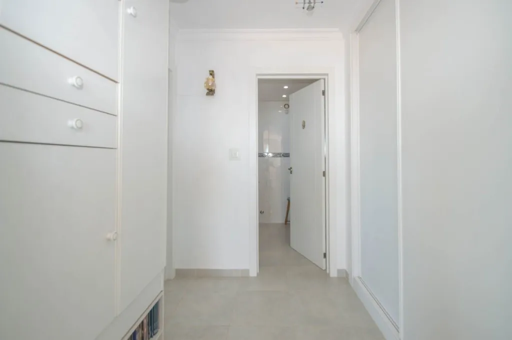 34e6ae21-9d97-44fc-b5f7-b196e35e1f44