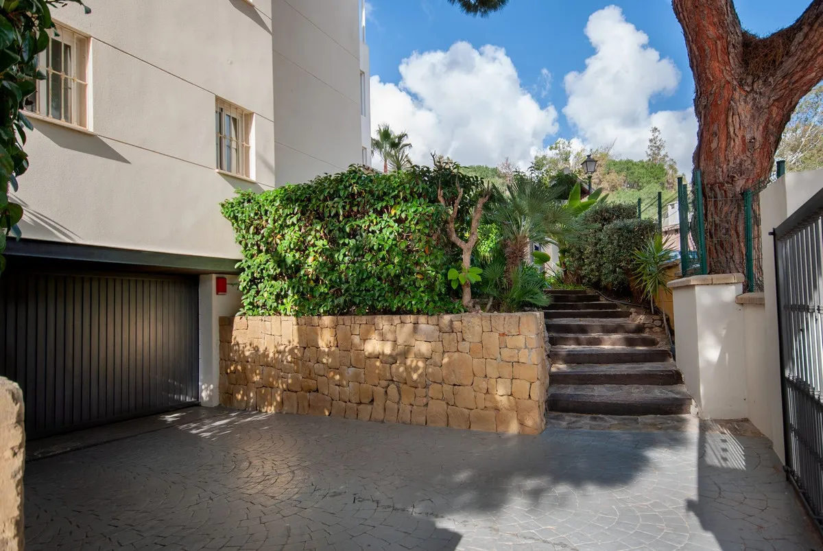 420c013a-77db-4682-9c72-f54e85f2b28f