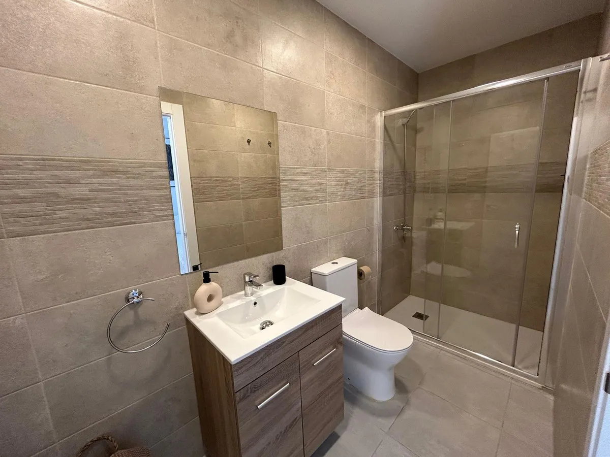 1c6d5279-08f5-4b0a-9043-f6d1b481585f