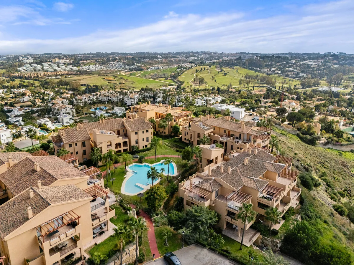 a59ae943-d624-49e8-8fc9-557afd87f4a5