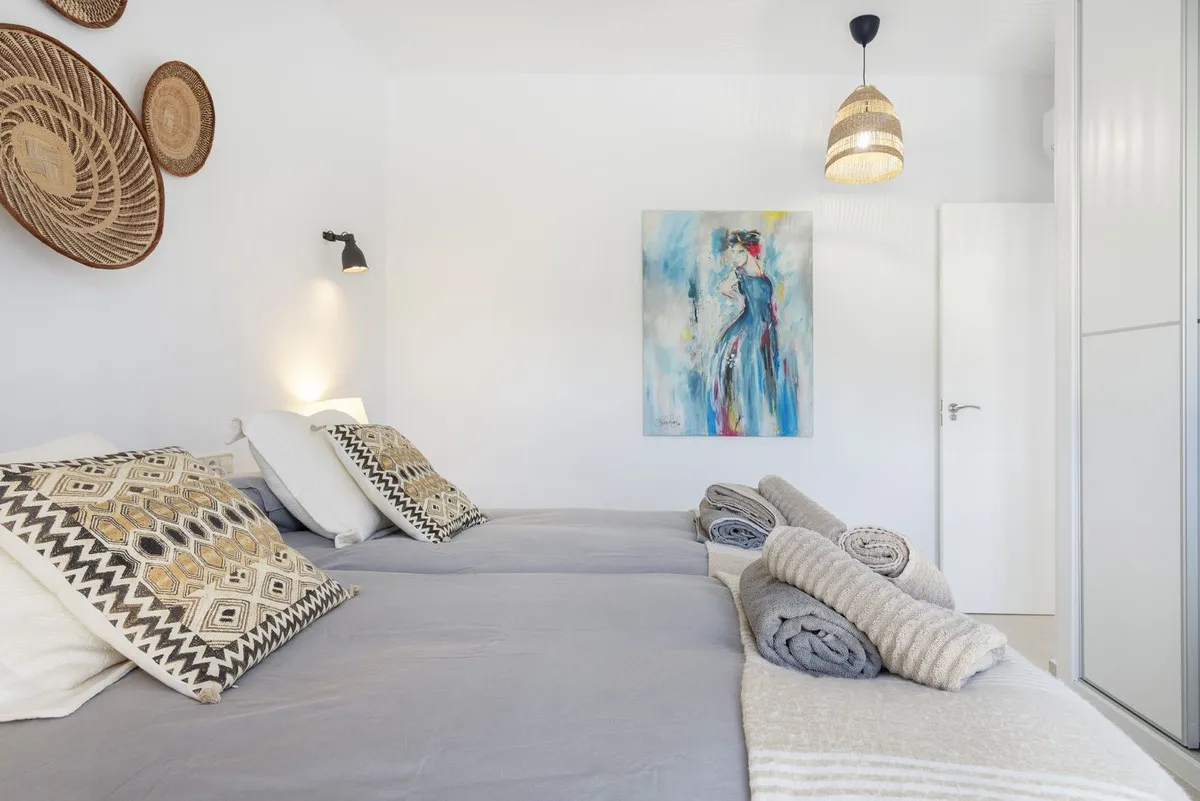 0f073d1d-1a78-43e3-b7a7-62e4c0efcbb6