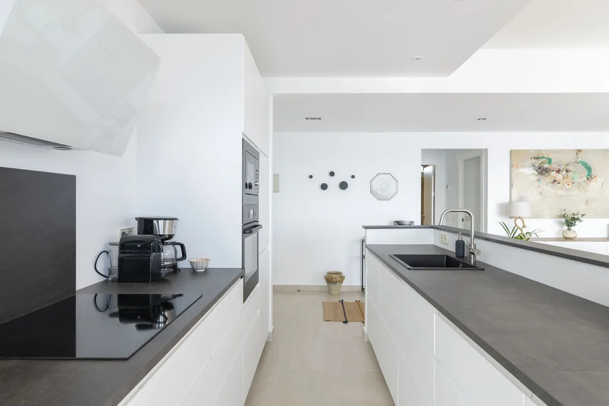 3c6d22b4-b762-4f4d-8269-fd860005cf68