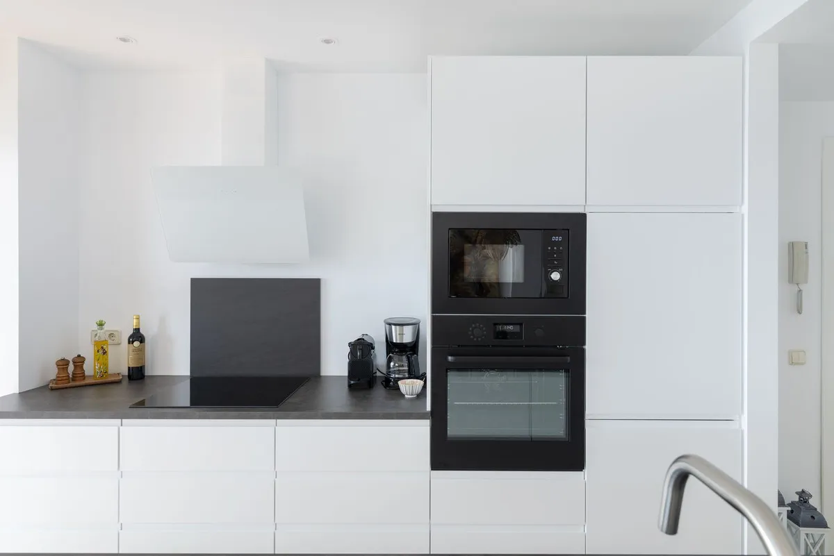 d10ea4a0-1670-429b-98a3-2580b9111395