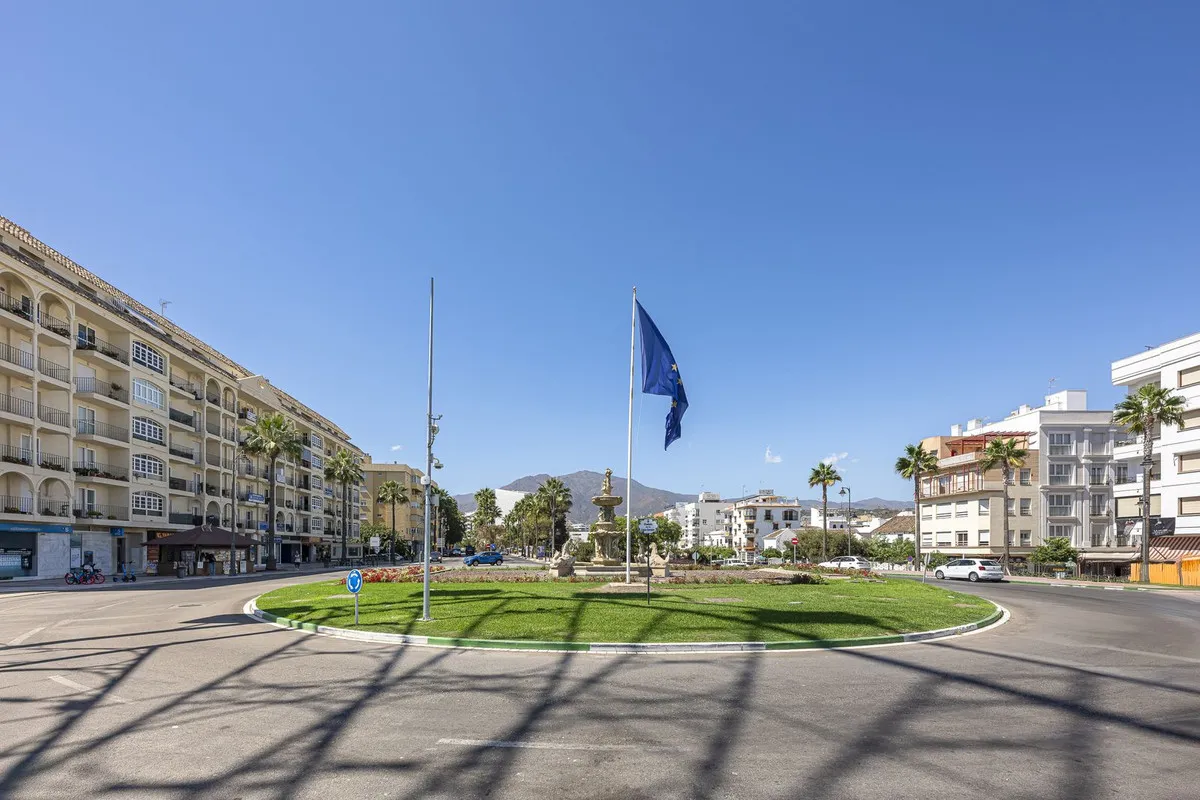 2bb72876-26e5-4477-980b-fc7a14e7289e