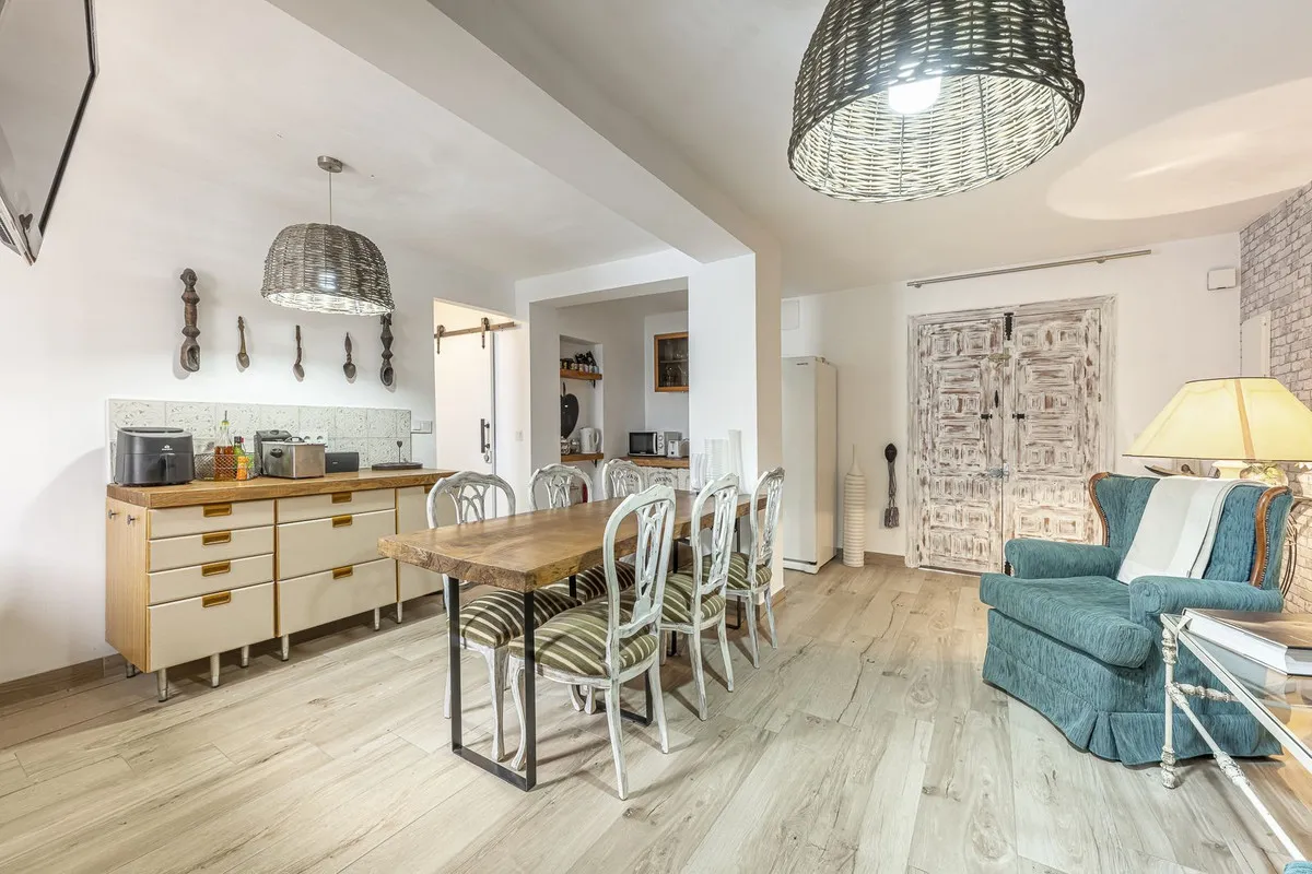 83e83463-1e51-40a9-9e23-b394260f4318