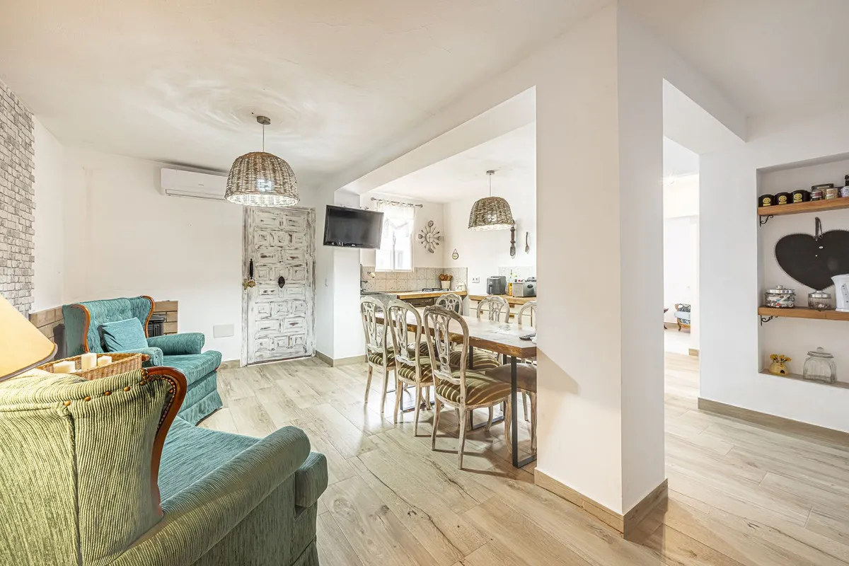 beb6d85f-741c-43b8-b415-b50f729bdd91