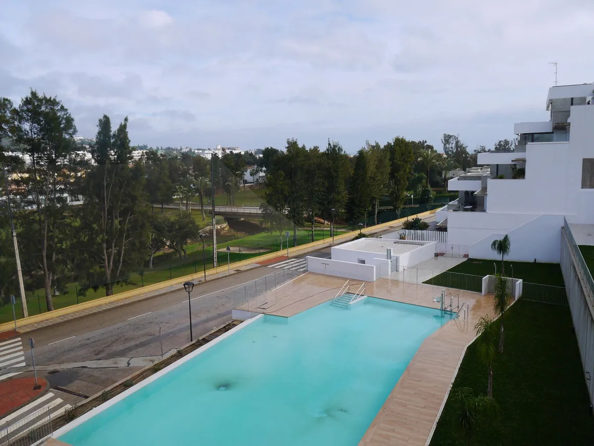 1279d0d8-9d53-4652-b274-20bf66a10374