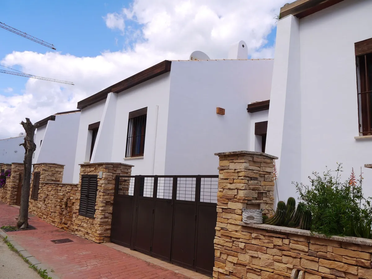 2a3b03ba-e343-444f-9591-ad681fe8b260