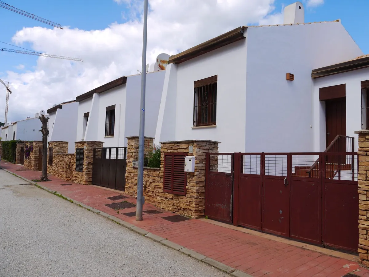 89c9187c-4f96-490e-8f07-5cf25d3a545b