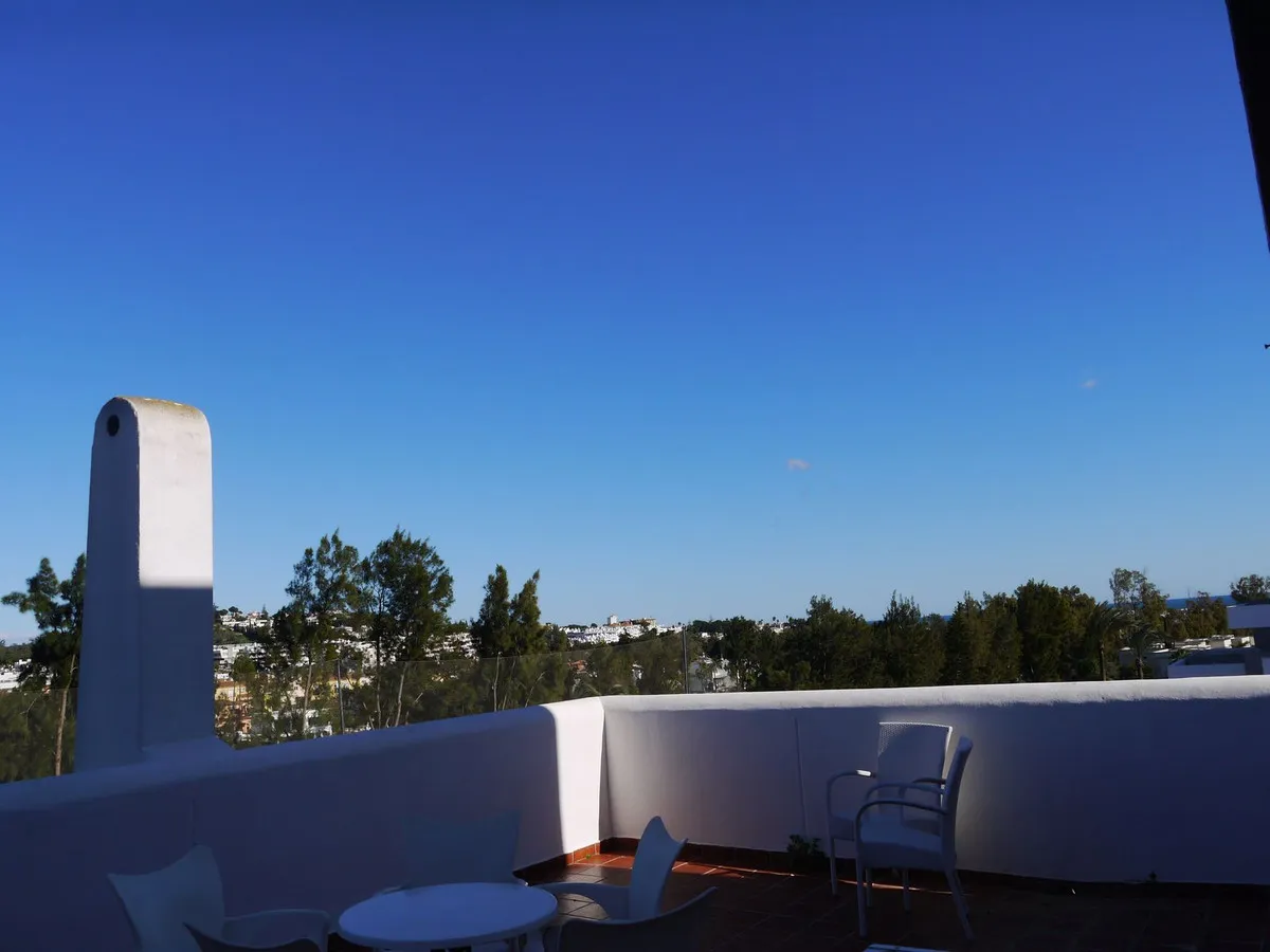 928cadaa-b176-454e-a9ce-e70b57e17061