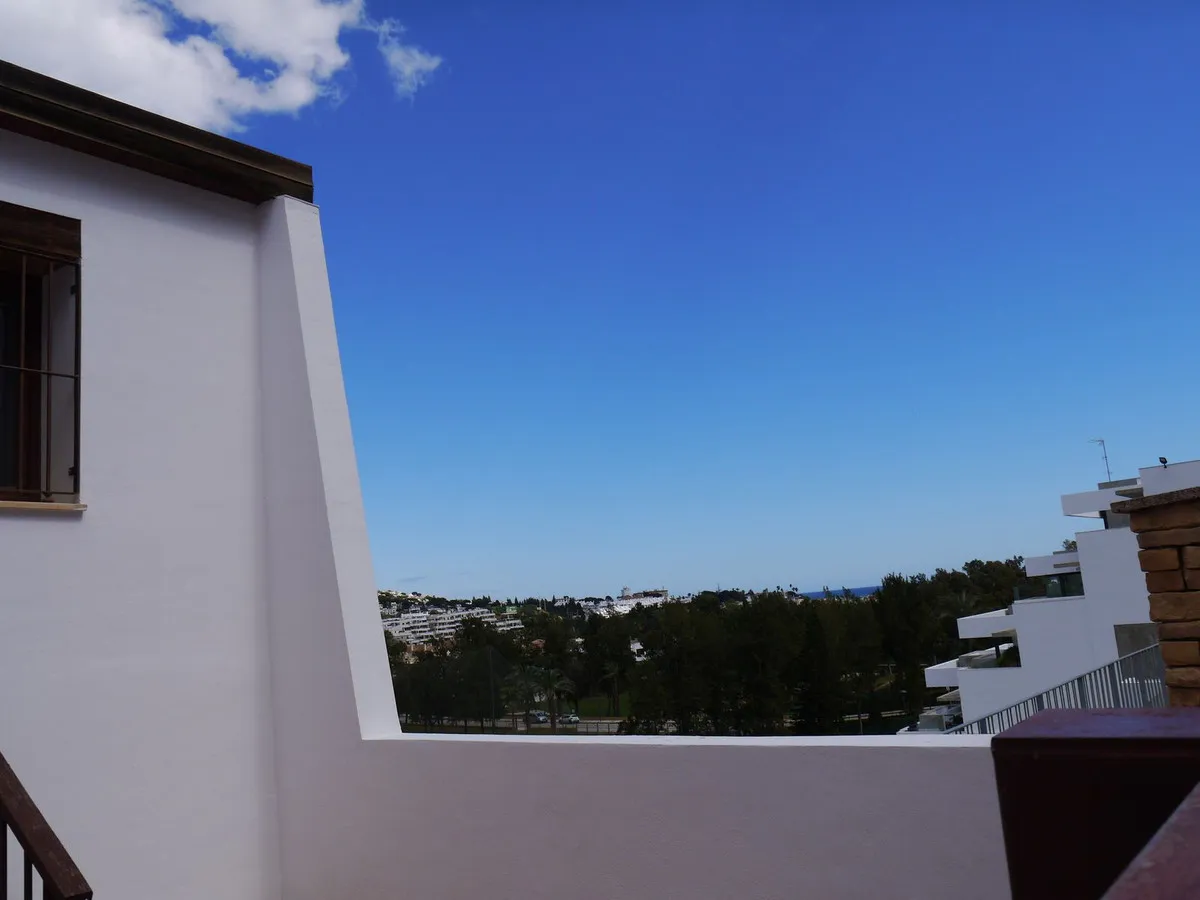 ac2763a2-393e-4cce-b47b-a86968cb88d7