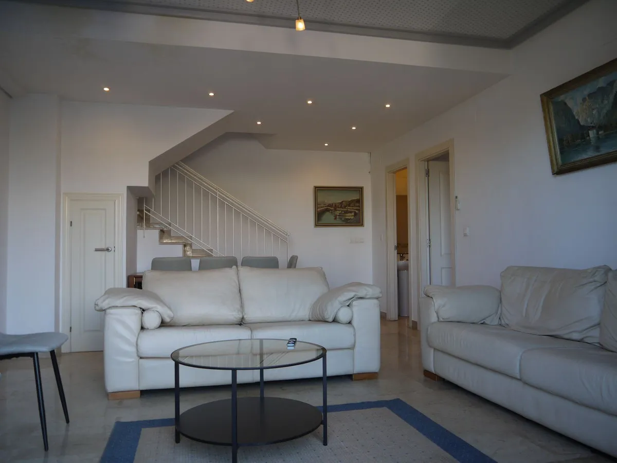 c80a43ae-413e-4ce5-bd74-7146f71a8b3a