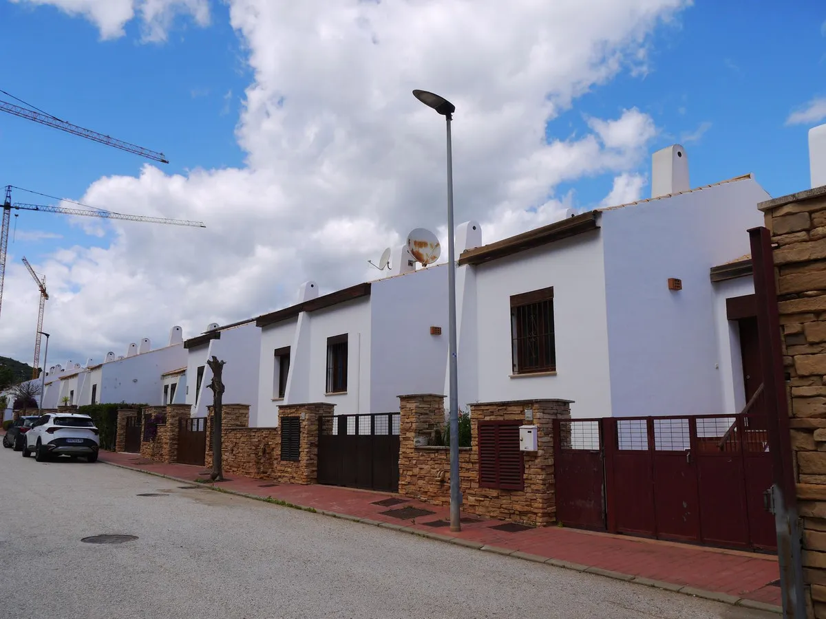 d82d4a0a-8e83-45a9-b2d7-4284e043019c