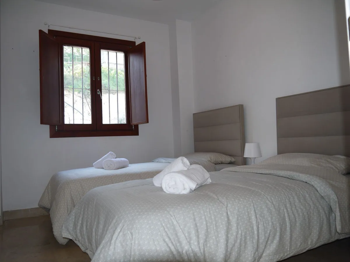 e4a8a286-ad94-477b-96df-d2fe2e7215da