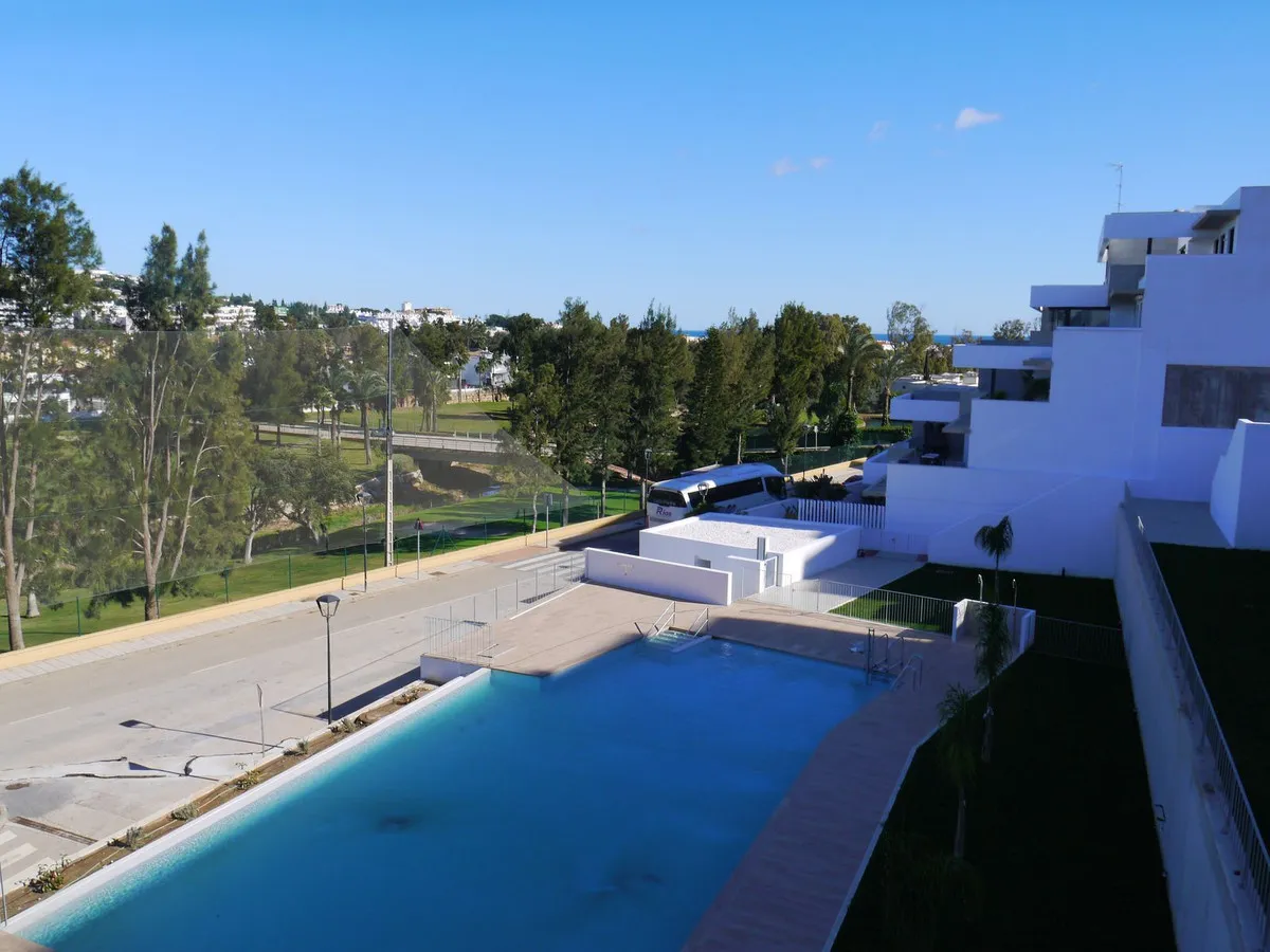 f77d6fef-ae12-4e76-a234-5f1d65b9be25