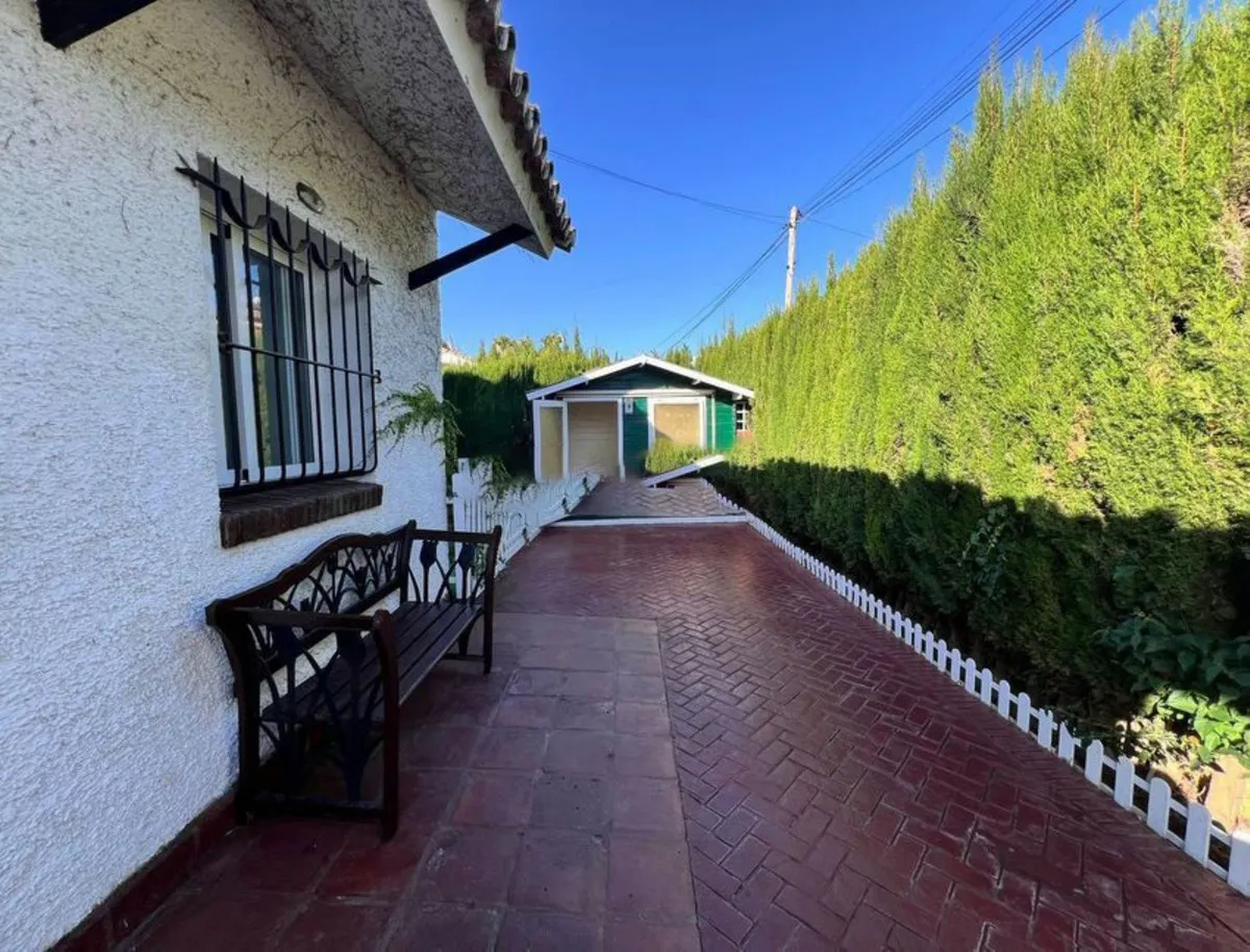 1326843d-3388-4065-a158-4d2de96a9c01