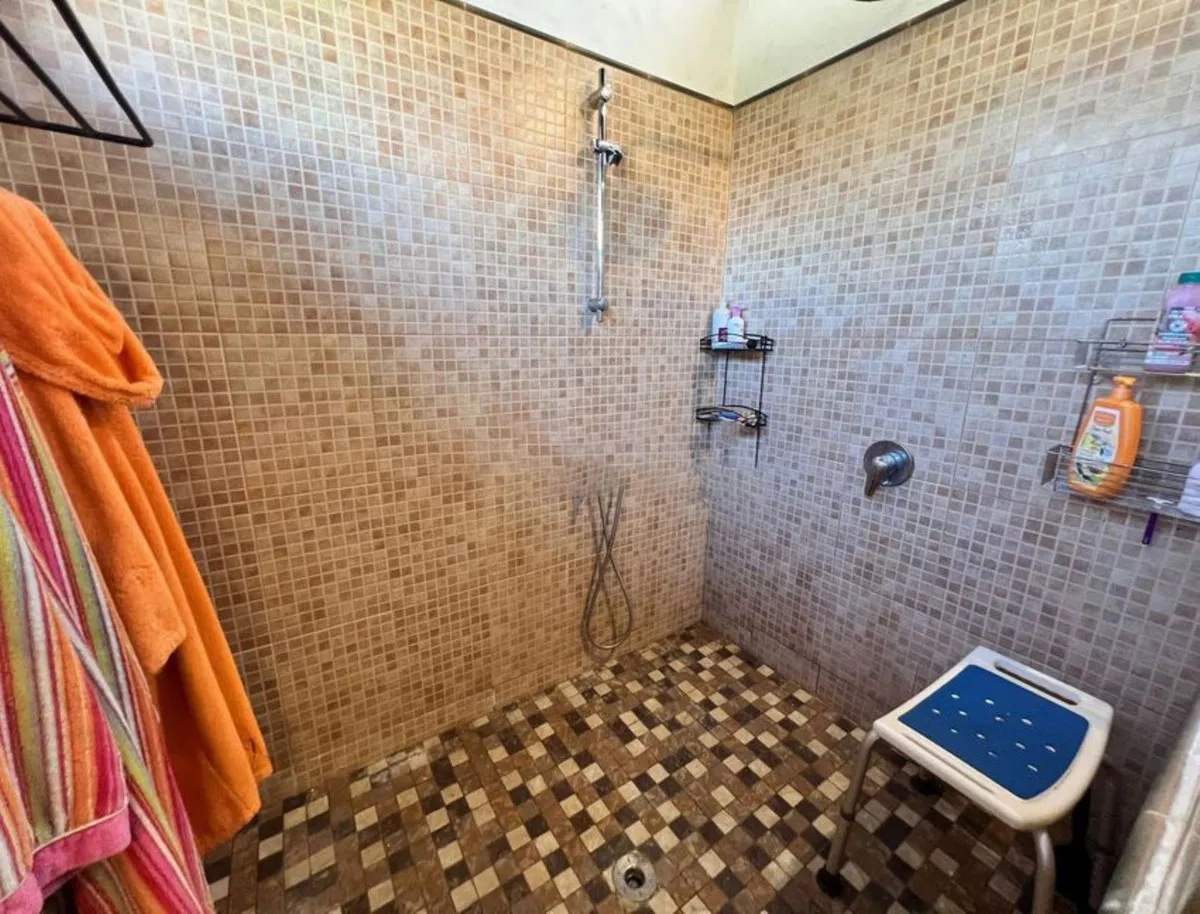 5733c3a5-2710-4d6b-9027-3ca1ff7af2a2