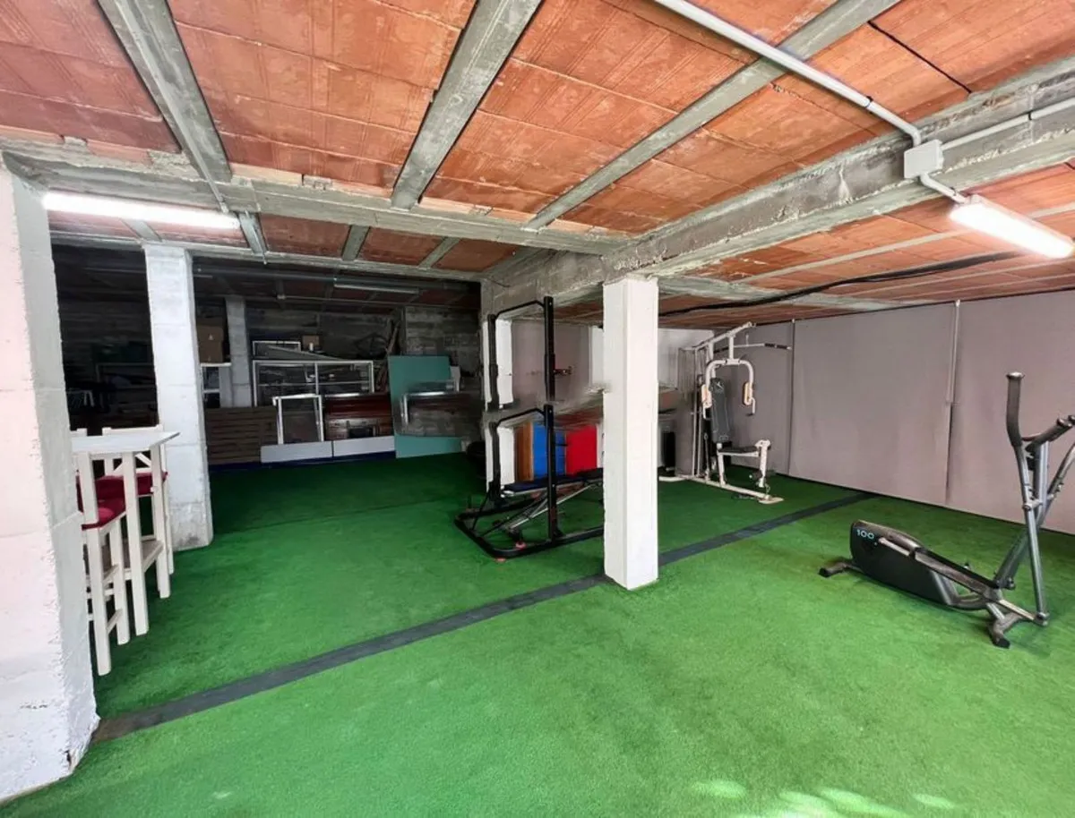 5d6c1195-a1b3-4ba1-902a-c75b3f5de34c