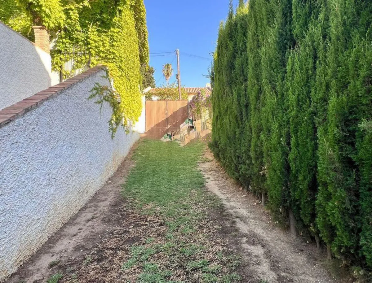 7e896d57-2de3-4e48-895e-7b9e9e9752b8