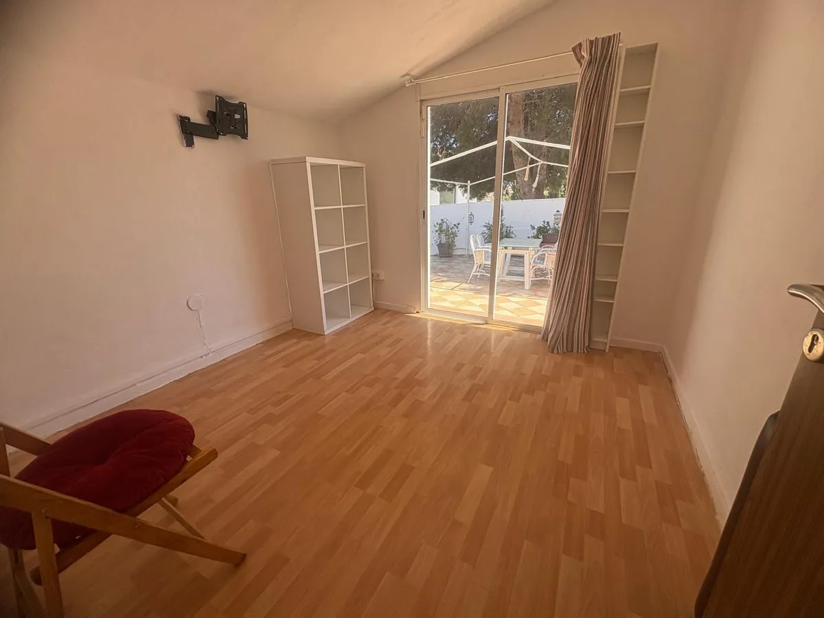 d19bc352-3e75-4c8f-81a9-5bc8e86c4b7a