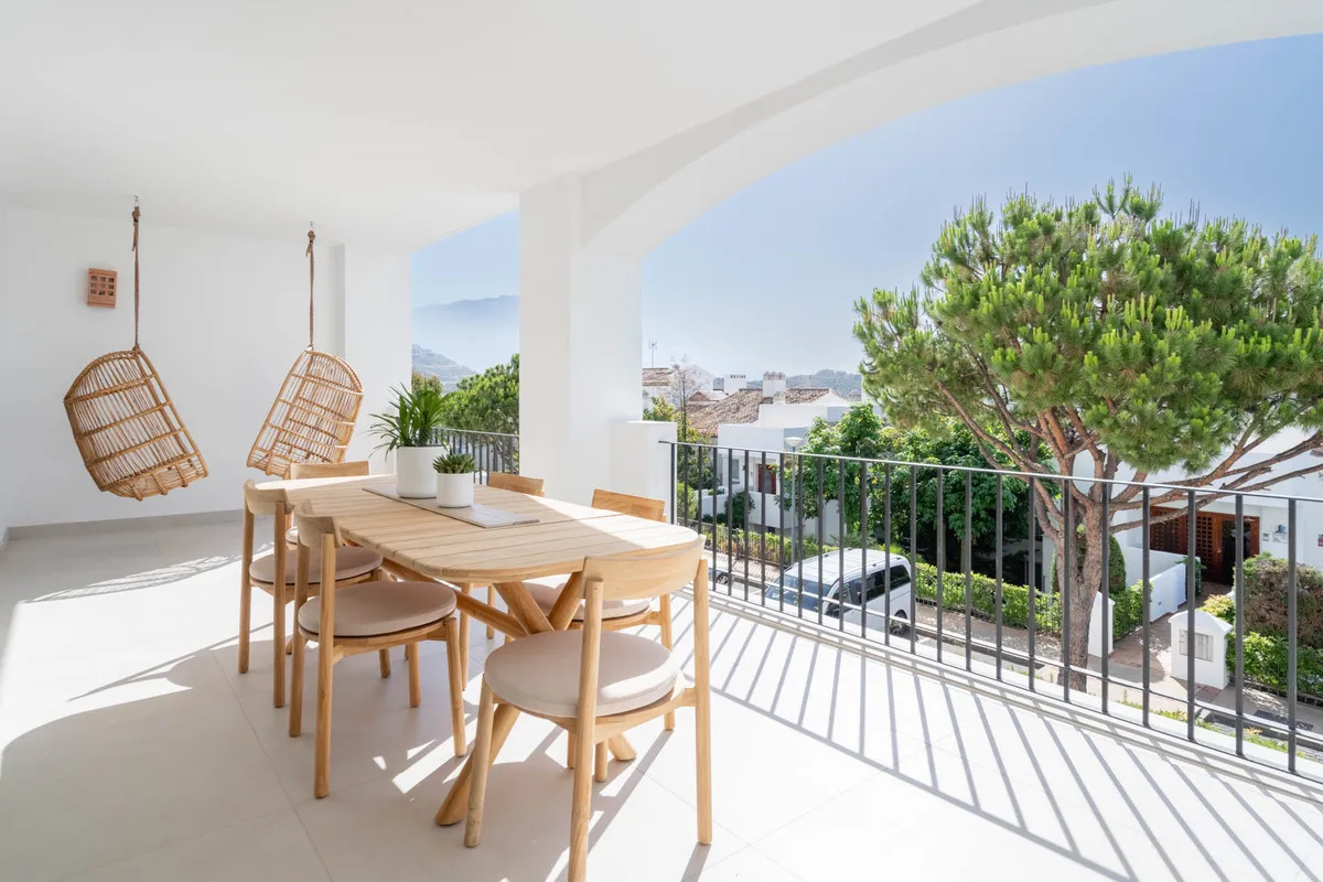 2cdca9a5-2e66-462d-925b-5547ab284c7f