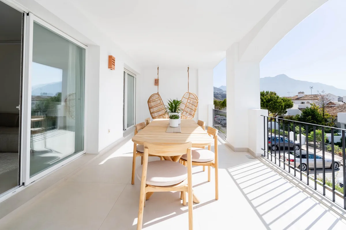 bee8f9f5-3411-4297-9217-f727117a837b