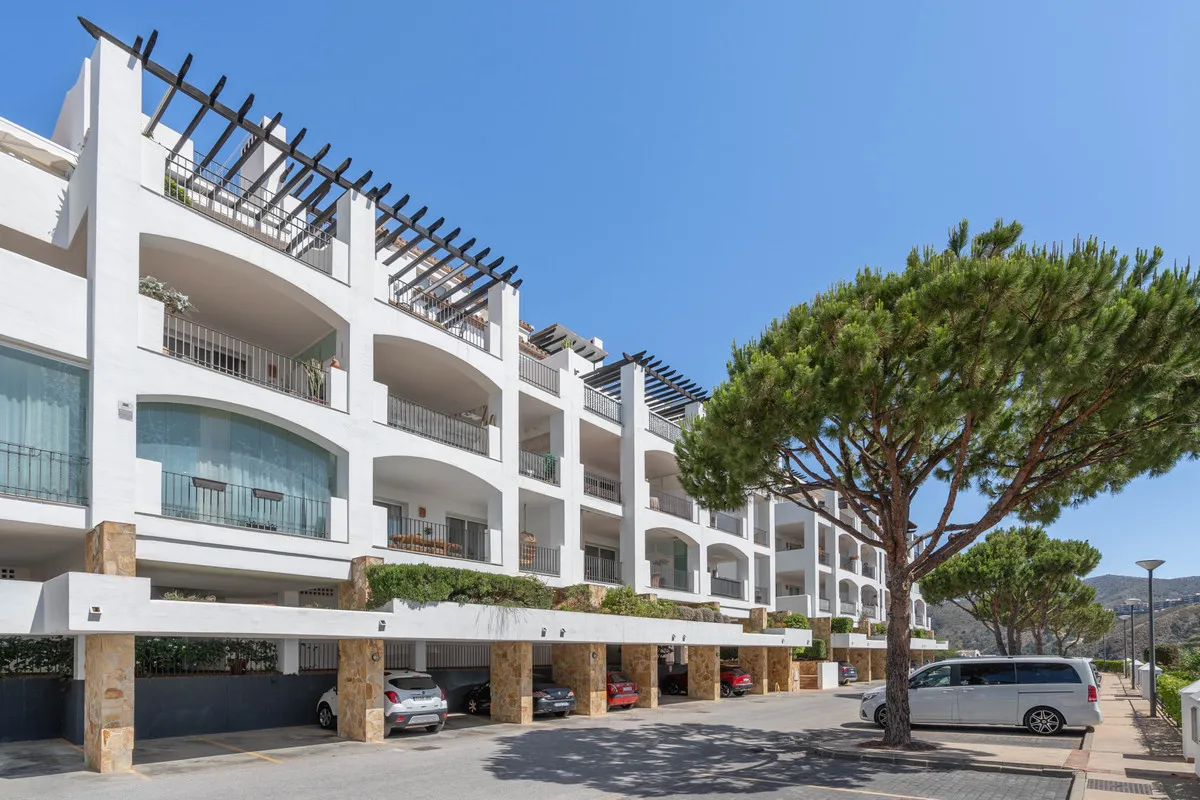 de054371-de1b-469d-9640-03b83c278808