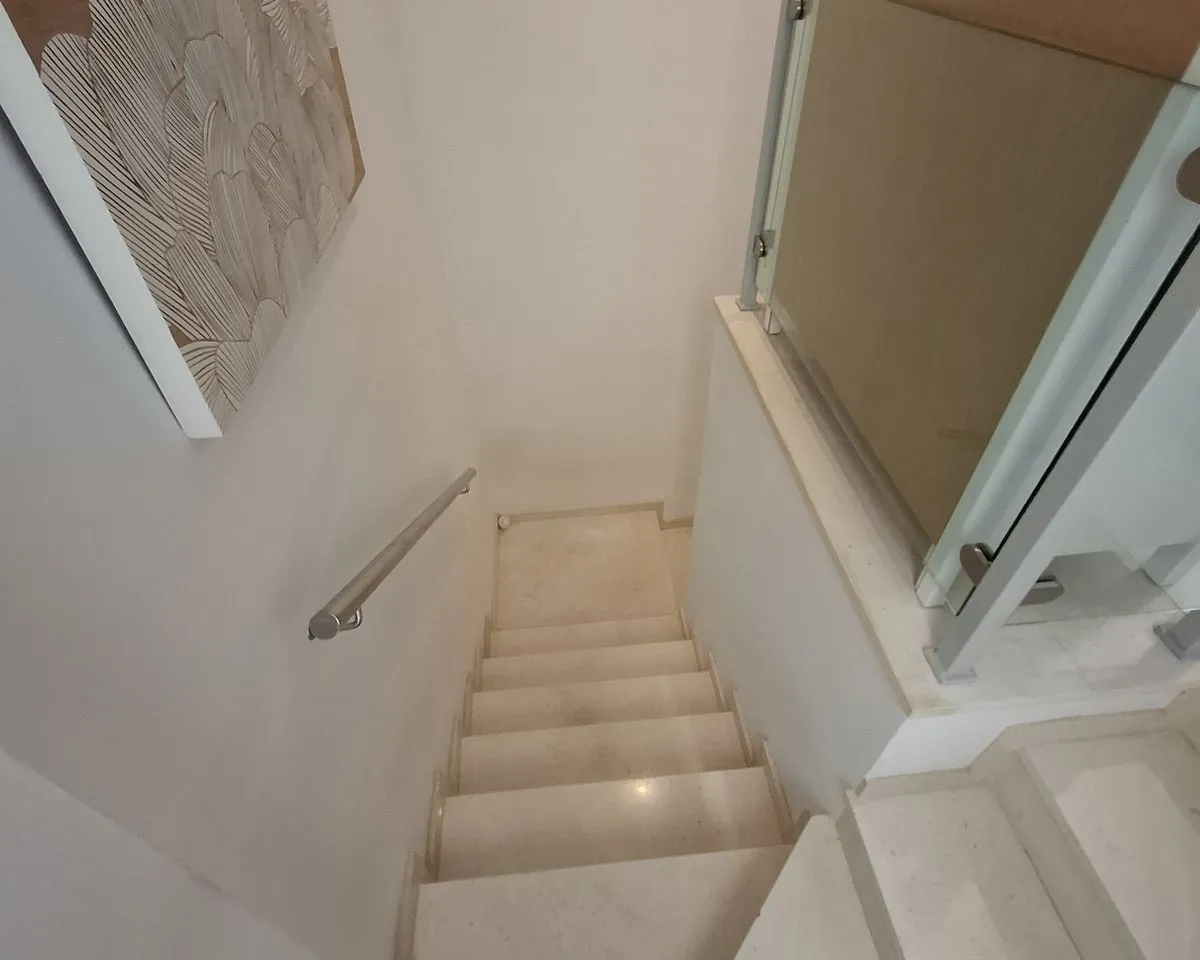 3220eeea-21fc-46fd-9e23-ecbbc79fc9bd