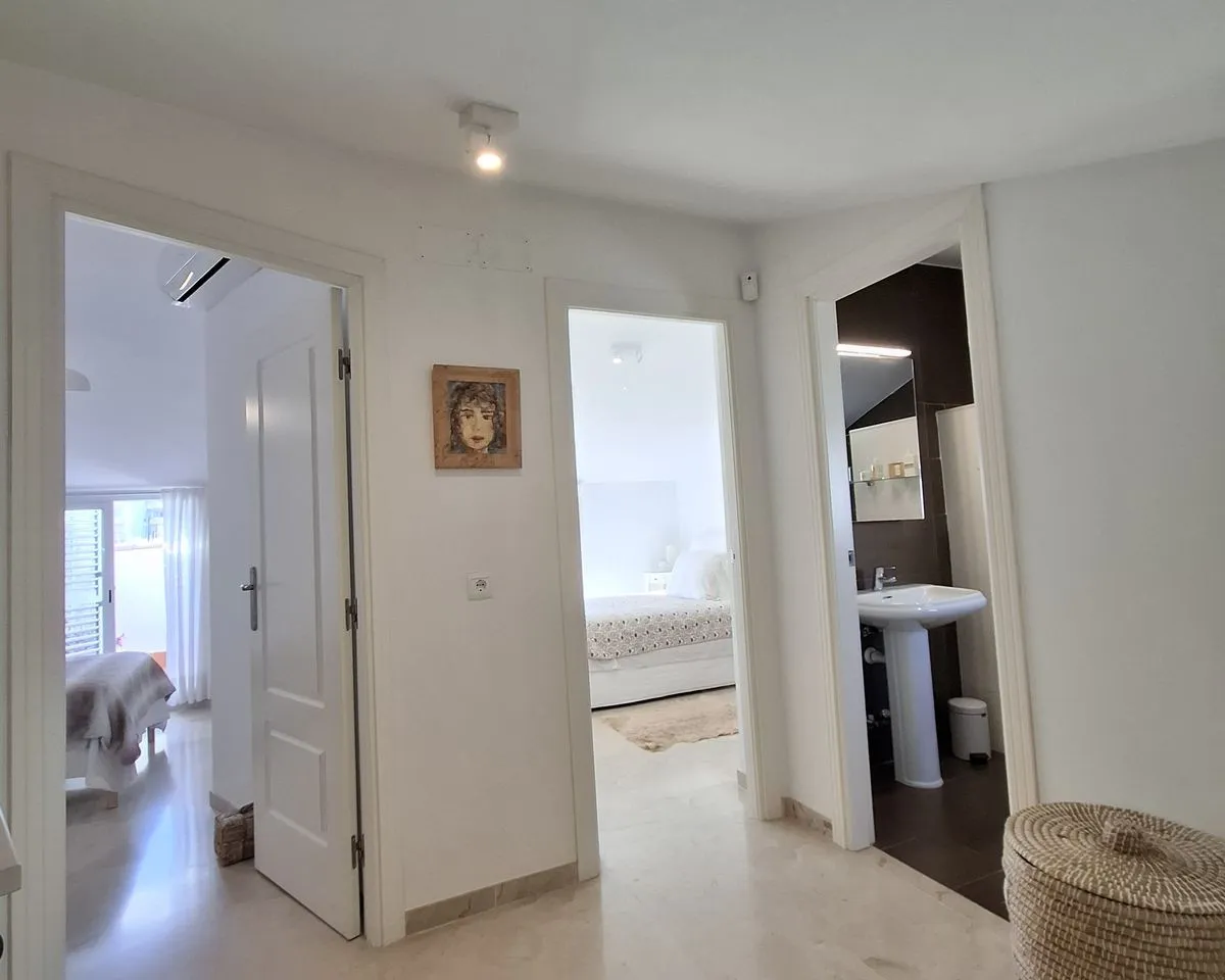 4ecdc64d-3f44-4f5d-9b66-a0c08783061d