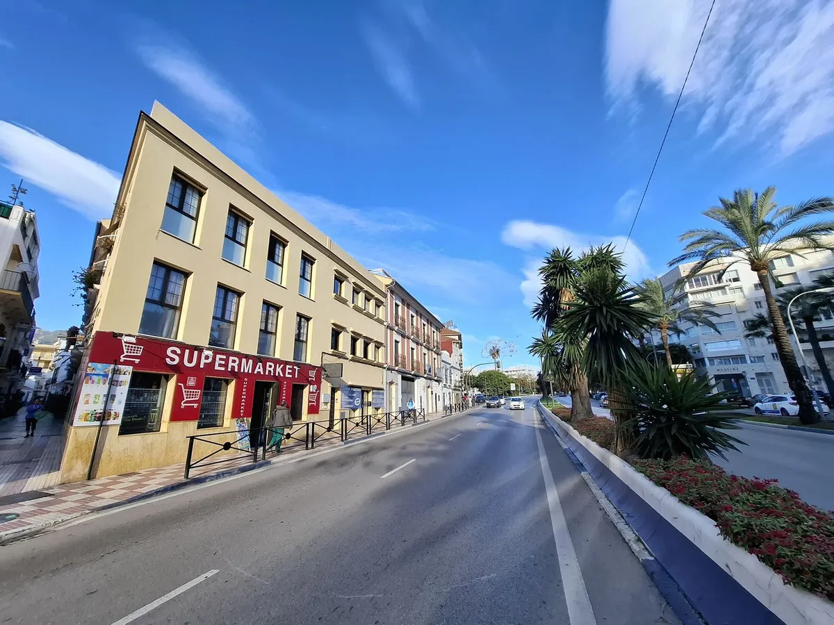 e0a41b97-64fc-4805-a766-a6a1519ac640