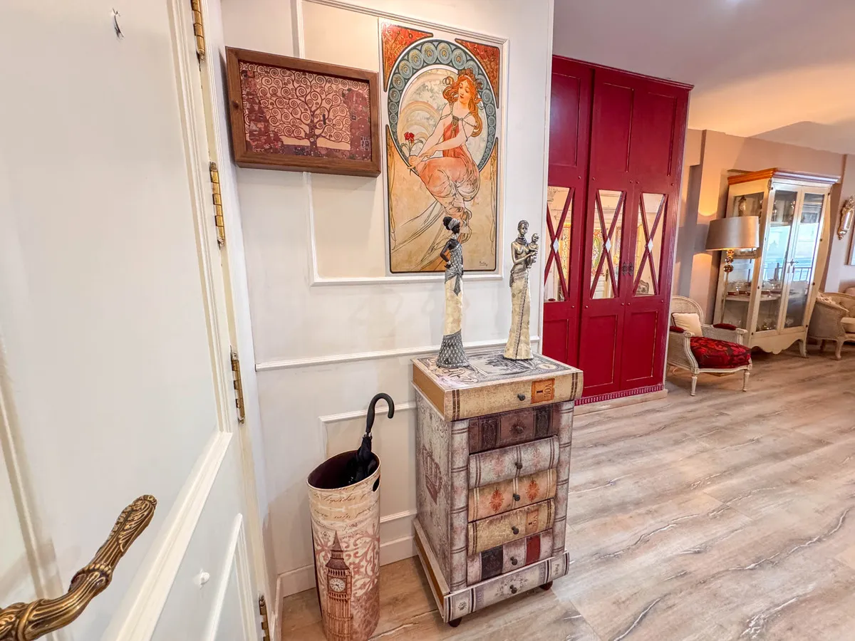 effd789c-ea24-4bbb-b5b4-1aa761a9c831