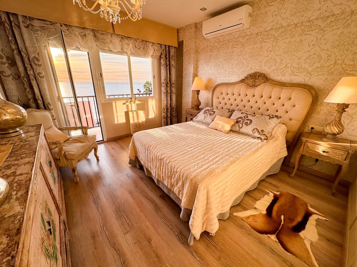 fa529082-870d-421a-9f64-19d8de64c77d