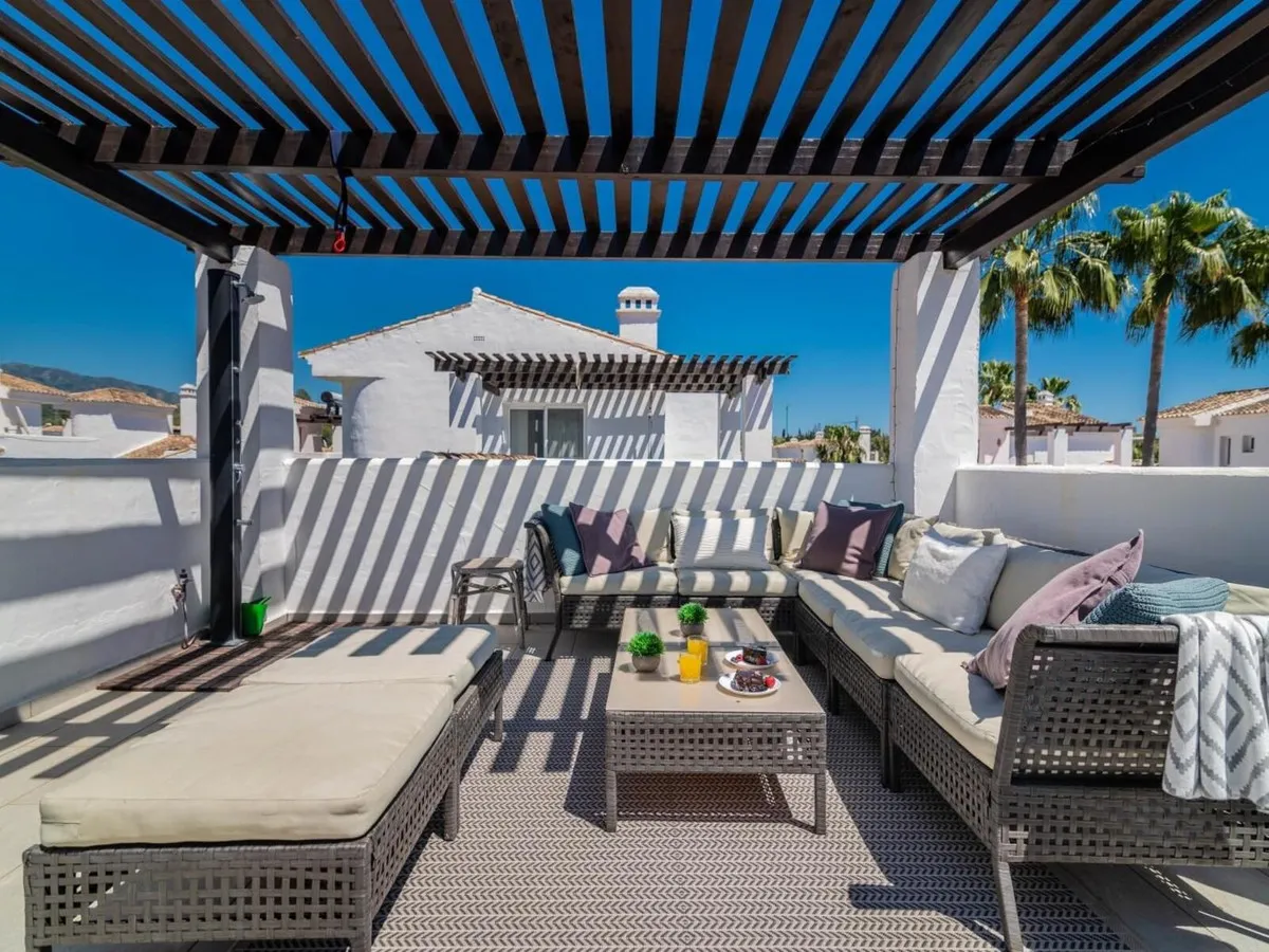 5b2f7dcd-60fd-4cbc-a84a-65997aed48f9