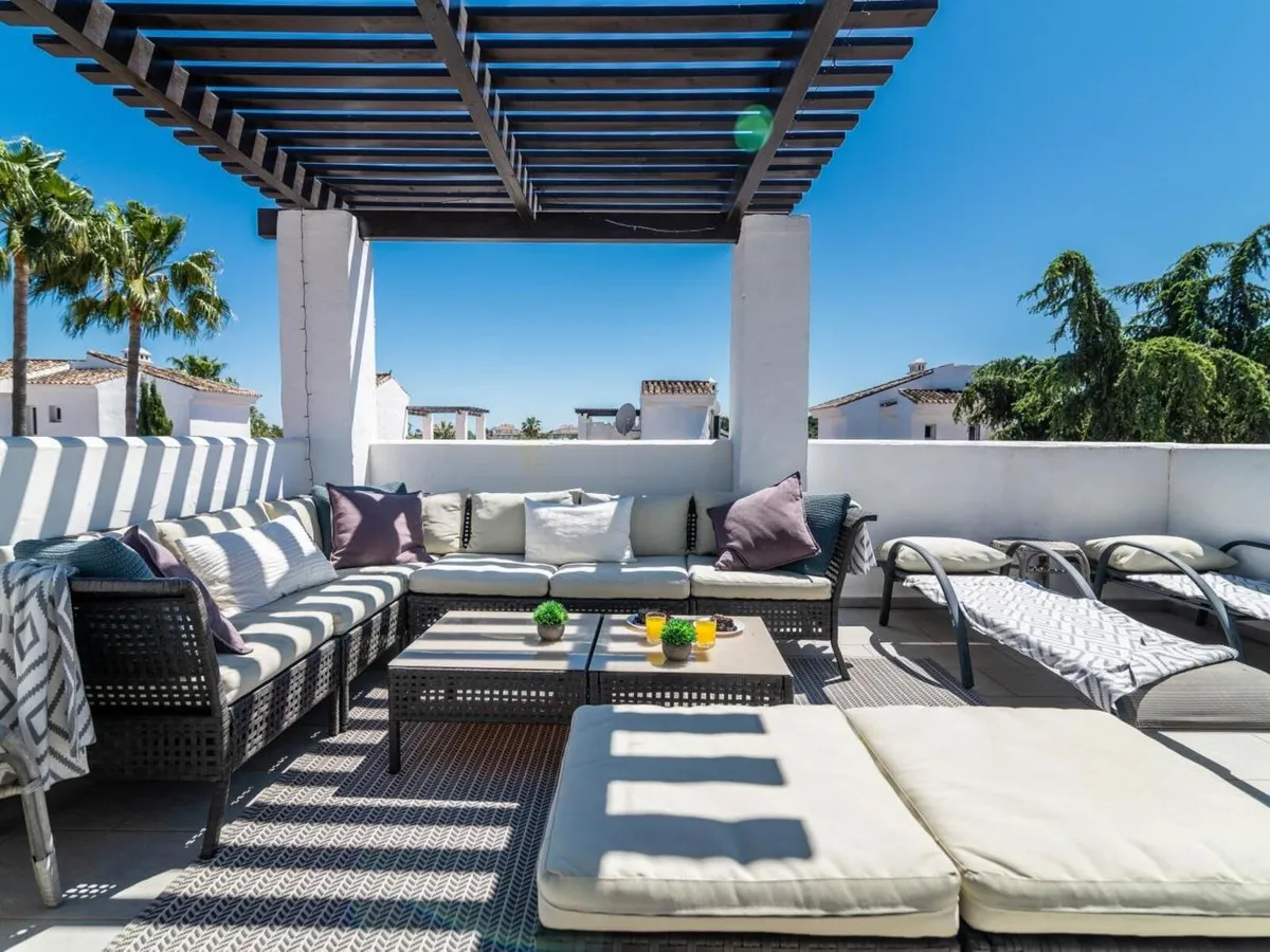 998e2bc9-dec1-4e22-be51-4de5de4041a9