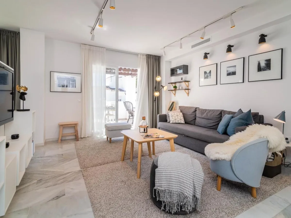 a057916a-923e-4352-ab79-ca5708e4e981