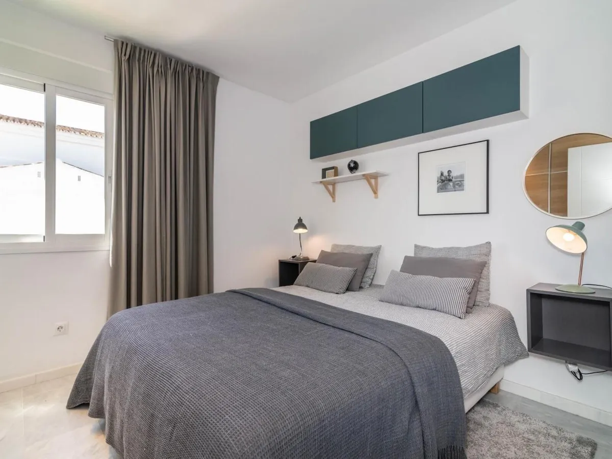 bb4a3a9e-aacd-45af-ad89-481bc23cc1e9