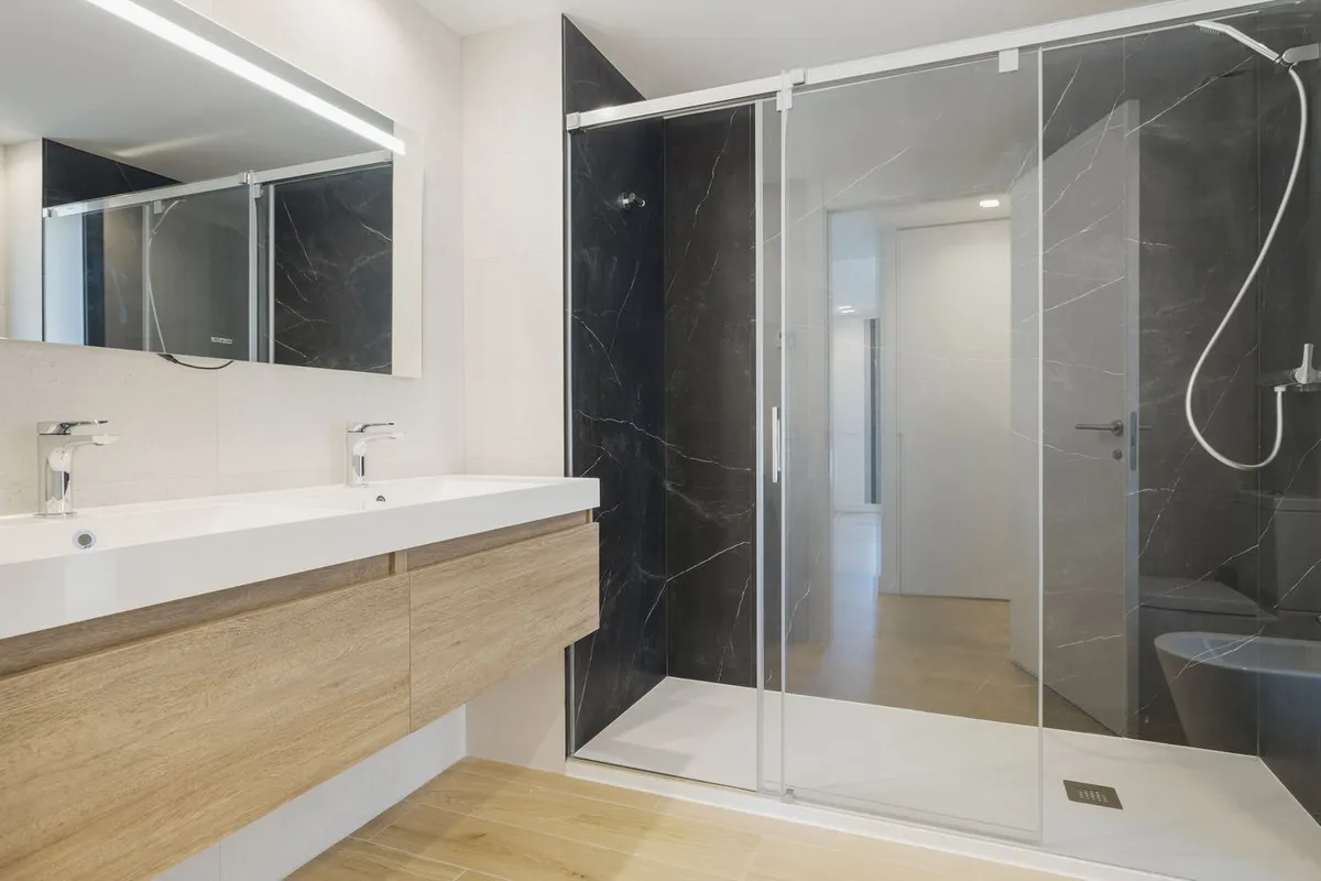 899fc765-1ec0-4c77-9b61-e96f3b380108