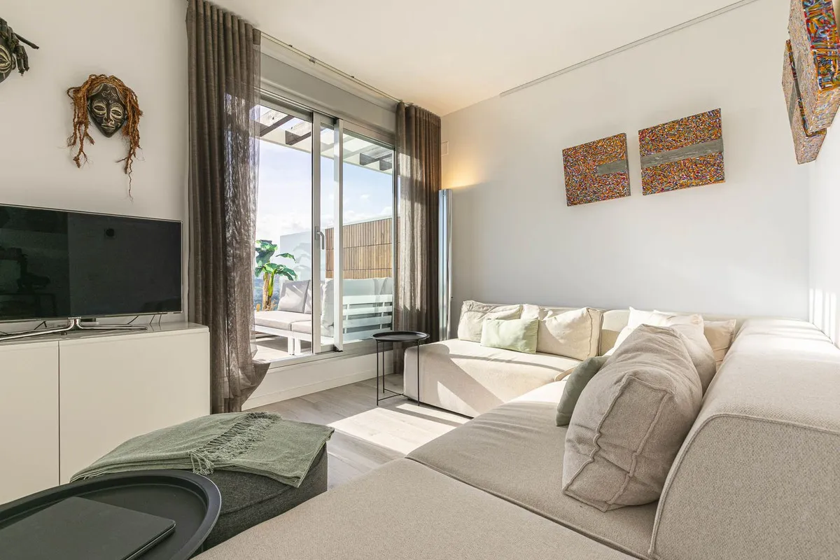 5438c1a9-9365-448c-8146-3cd94c529dcb