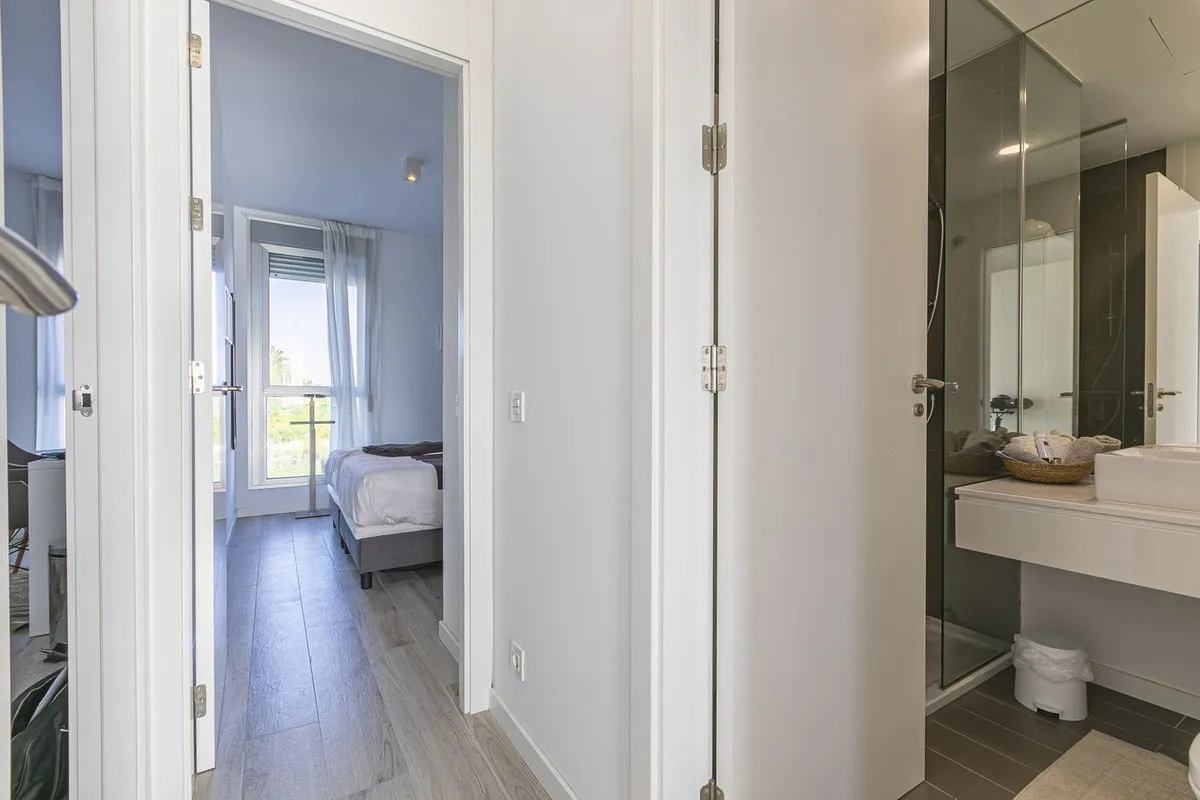 5494e4f2-8fdd-40a4-94aa-51a6e2e856e5