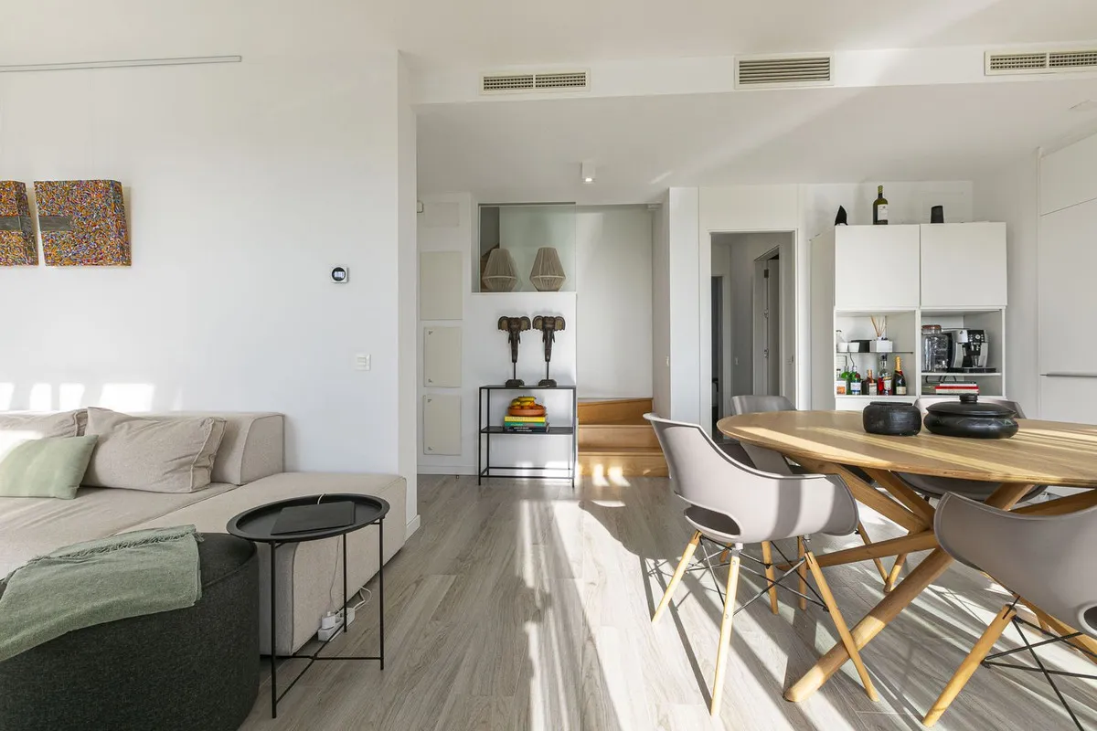 9e20f66a-c1dc-4893-b748-7018eb888ae4