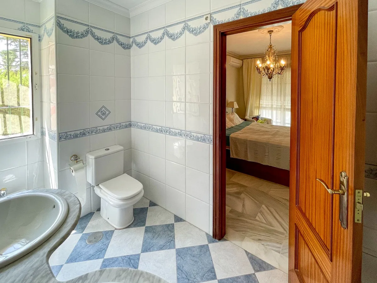 0dc3a03d-c756-43cf-8ac2-45e39a66bb52