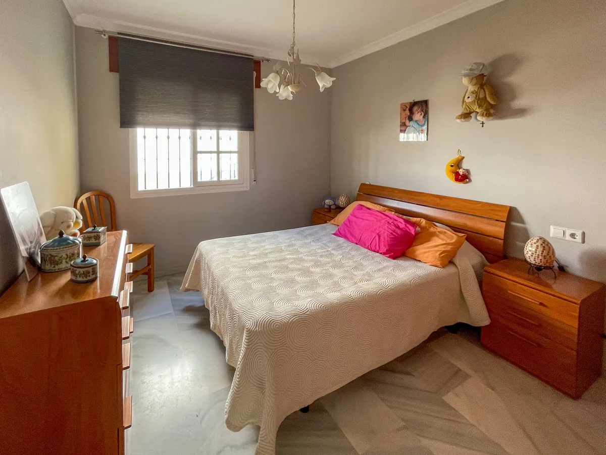 0fb565b9-be22-4d9a-bc7a-433c35332a27