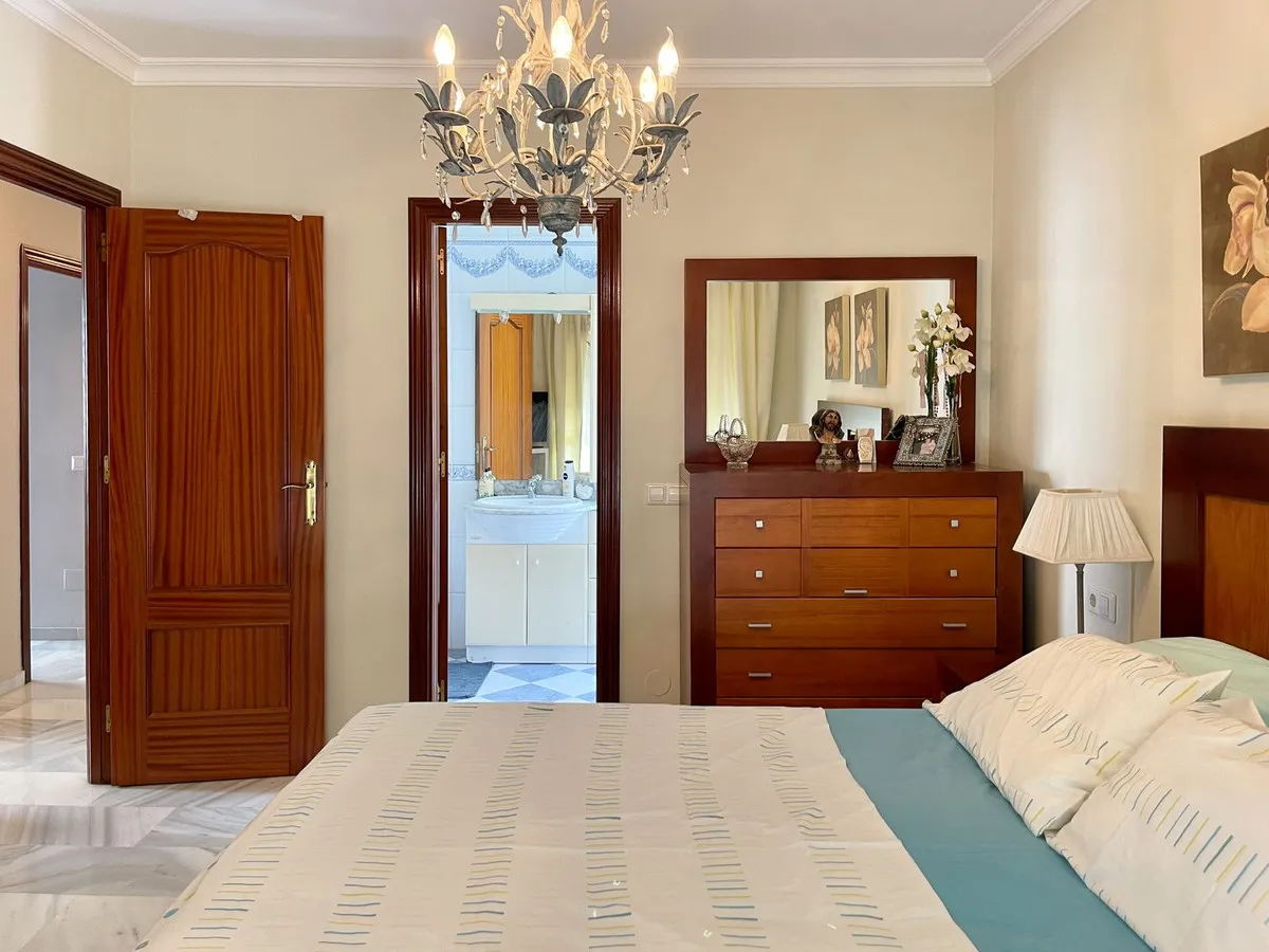 24a6182c-57f7-4211-afd1-3ad84874b70f