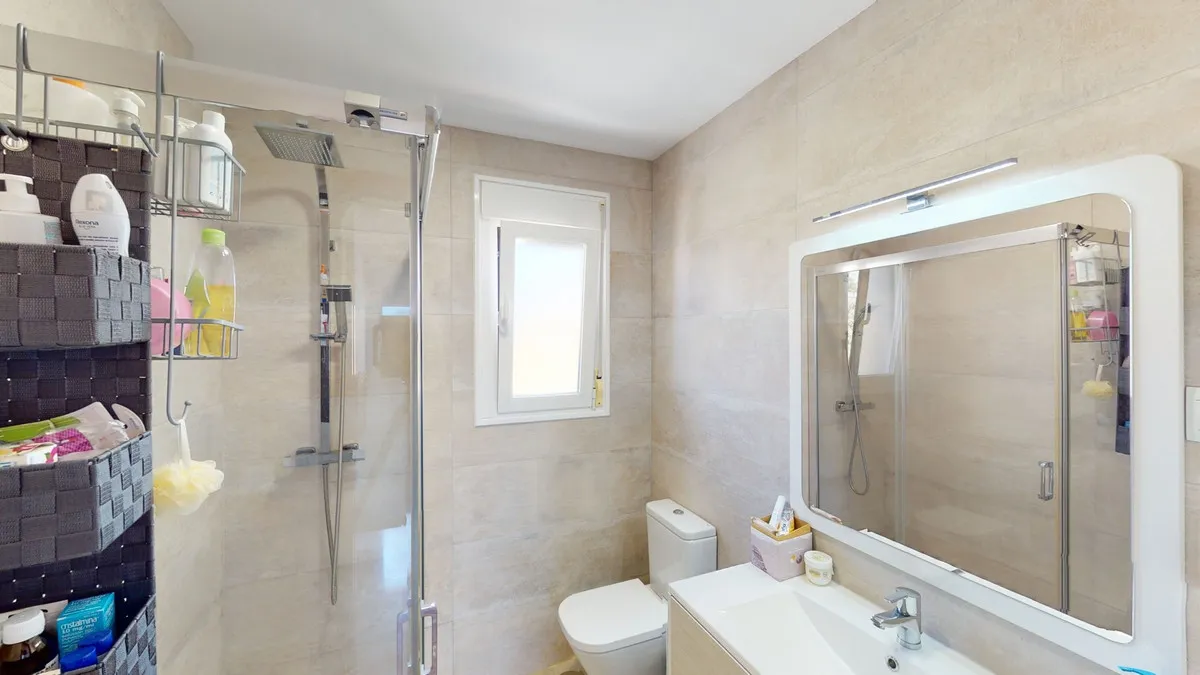 cb04fa53-e78d-49df-997e-bc2e8d22e43c