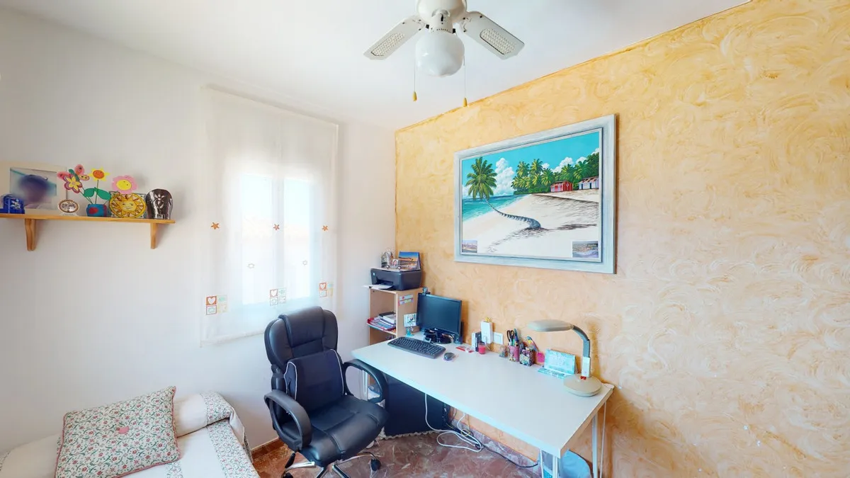 f5451ffc-d030-41c5-a249-54c60835d3a1