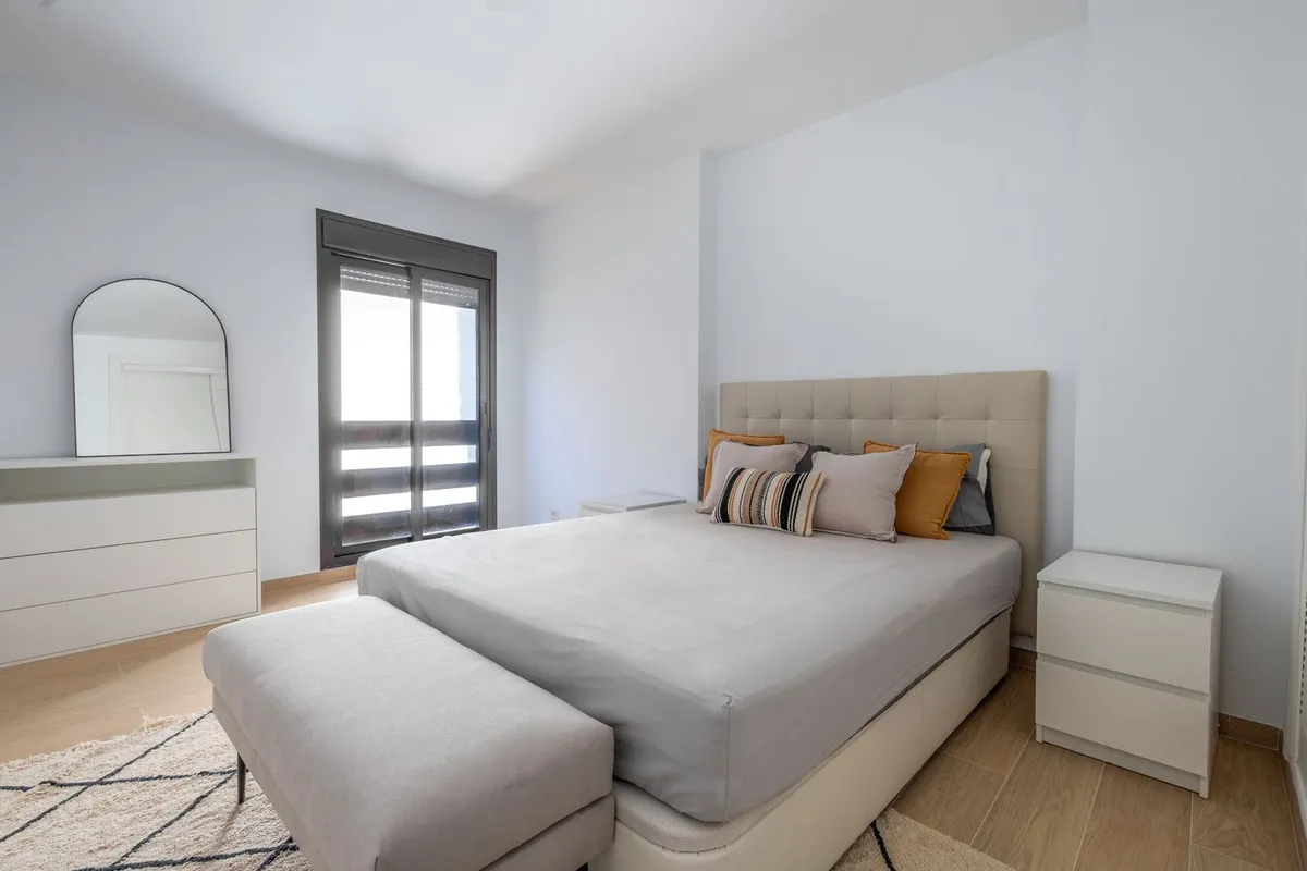 9dadb1e3-9248-46b1-801a-caf62a977652