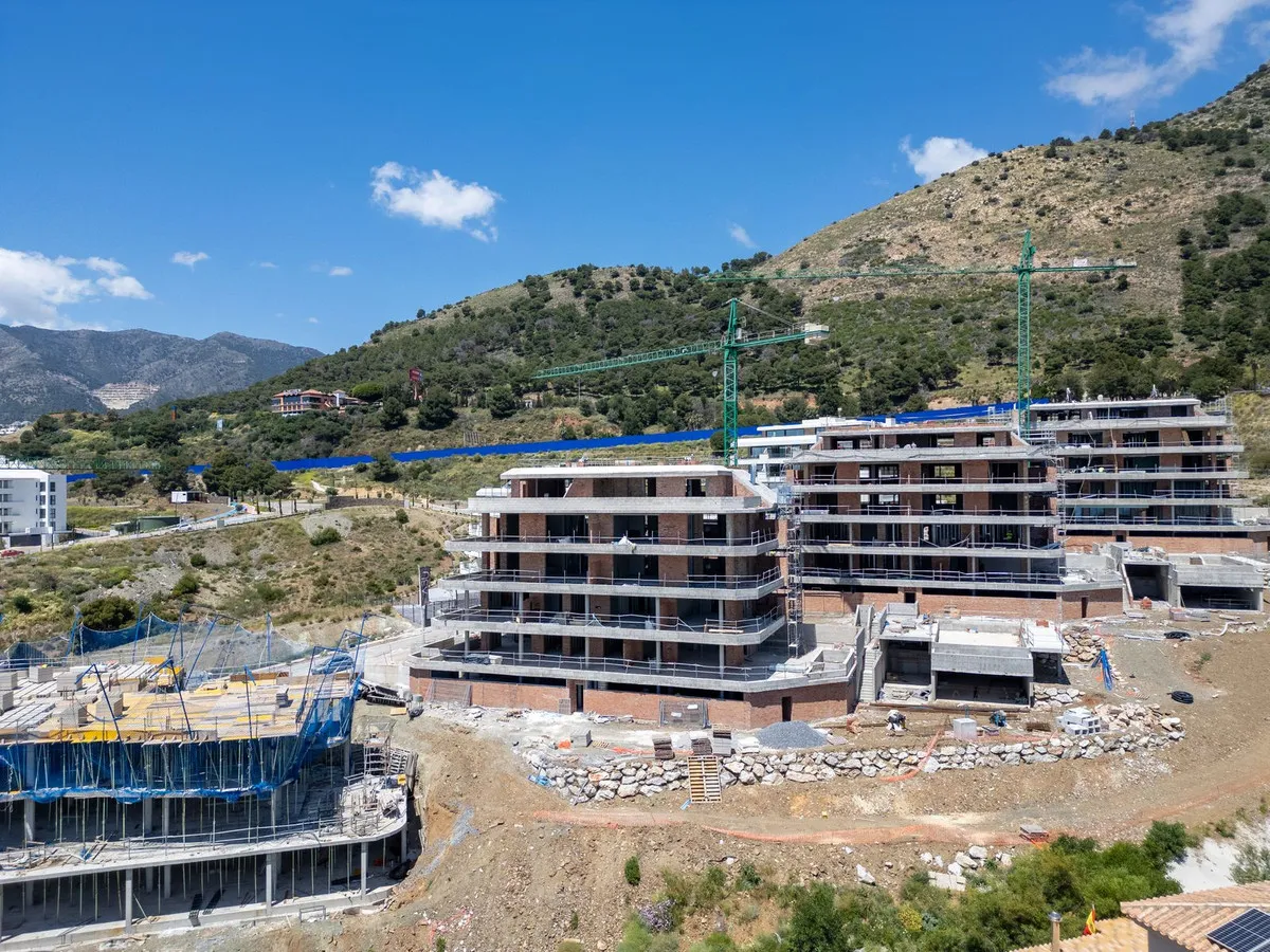 3222d9ca-4205-4e1a-8ee0-7c24c515ef18