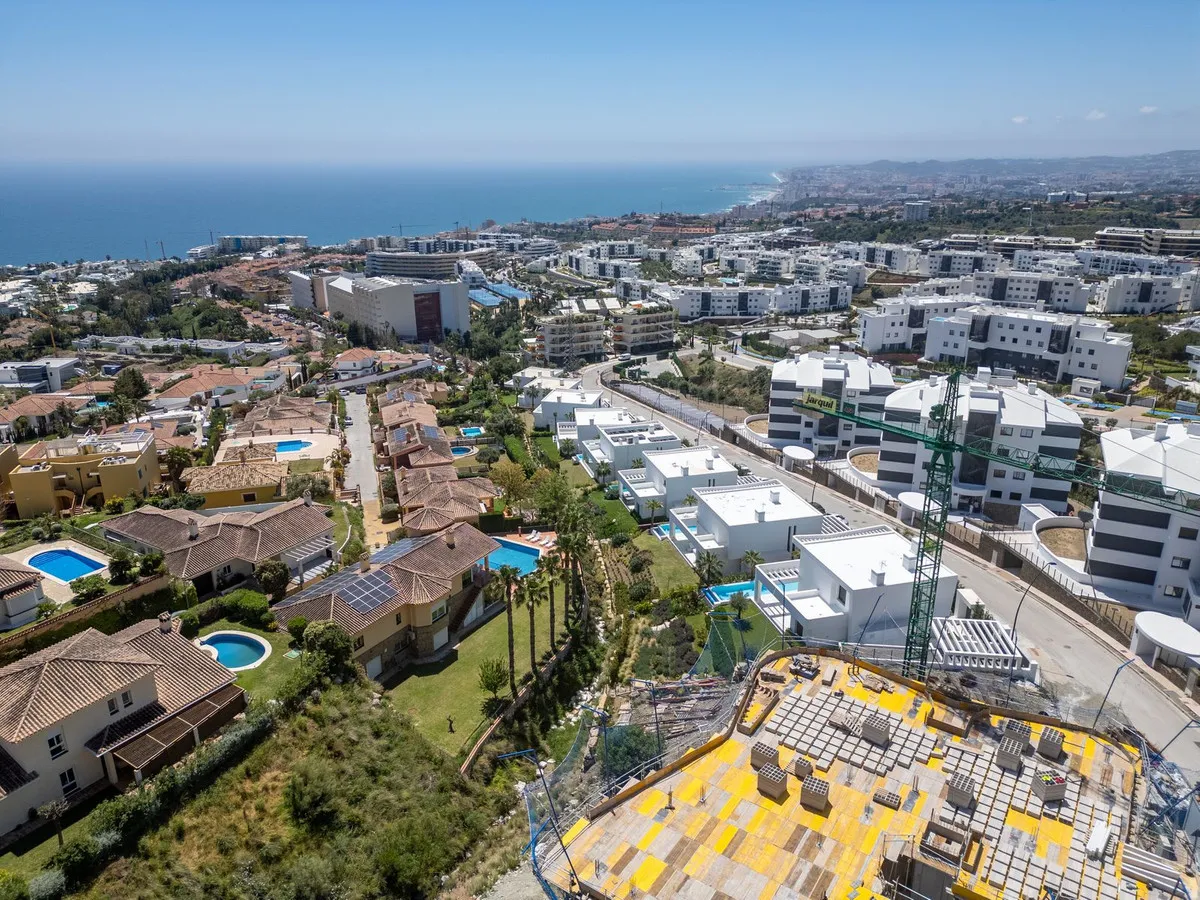 b5c63df9-4de6-4593-832f-f927970570ff